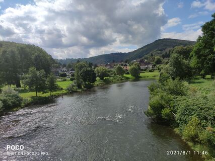 Fotografija s spletne strani Edit Szoboszlay na poti