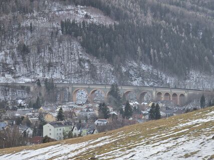 Фото с сайта enipeus 65 во время экскурсии