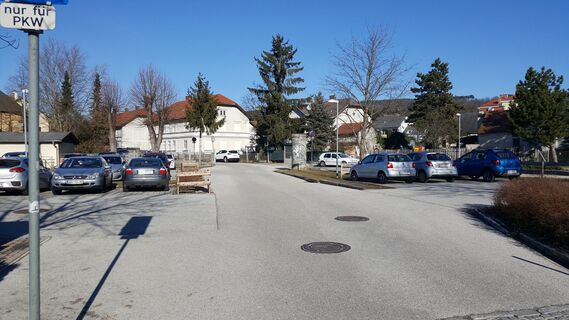 Parkplatz1