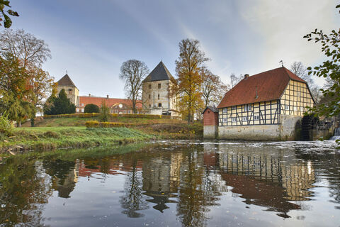 Schloss Rheda mit Schlossmühle