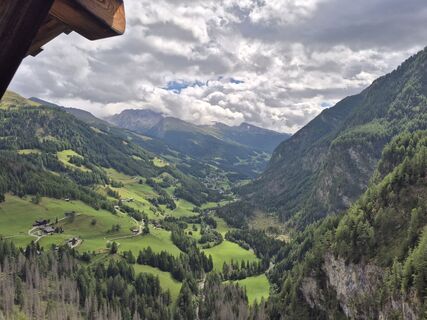 Foto von Burics József entlang der Tour