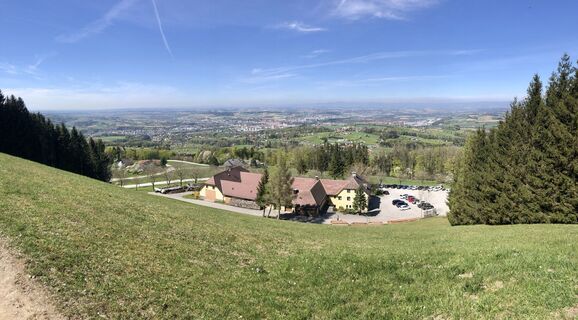 Blick auf das Gasthaus Schoiber