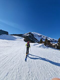 Fotografija s spletne strani Florian Offergelt na poti
