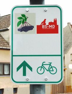 Hinweisschild Städtepartnerschaftsweg Braunschweig-Magdeburg  