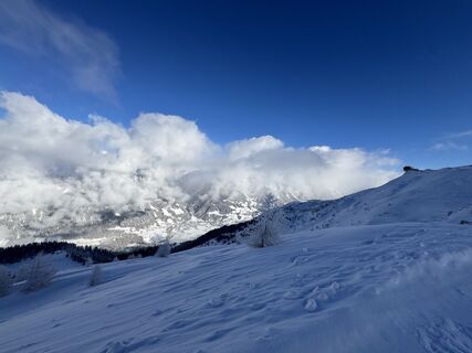 Fotografija s spletne strani Rolf Oertig na poti