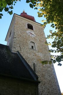 Maira Anzbach Kirche
