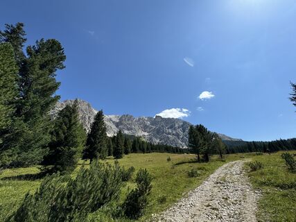 Fotografija s spletne strani Nina Kämpfe na poti