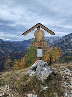 Fotografia z Edit Beliczai na trase