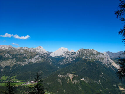 Blick Richtung Sappada, im Hintergrund in der Mitte der Monte Peralba