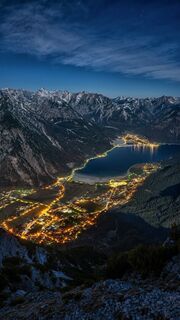 Der Ausblick vom Ebner Joch auf den Achensee bei Nacht ist magisch.