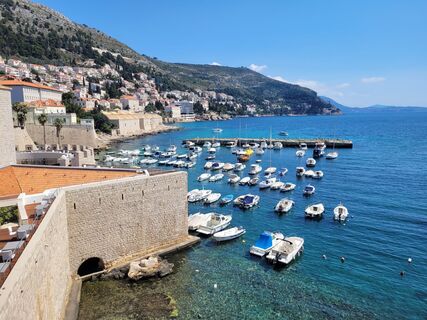 Fotografija s spletne strani schenkeli na poti
