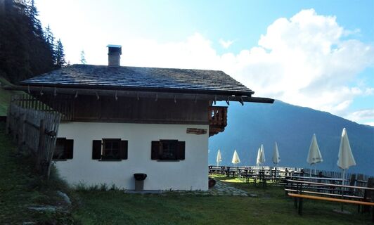 2TaelerTrail-etappe-fuenf-huette-c-e-klaunzer.JPG