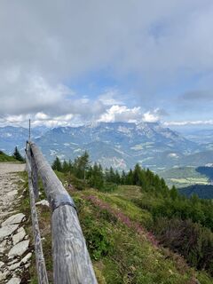 Zdjęcie z Barbara Schober wzdłuż trasy
