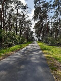 Ruhiger Weg nach Strinum