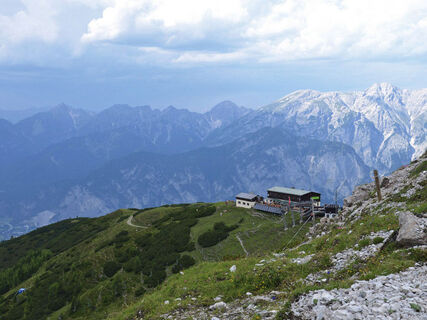 Birgitzköpflhaus Sommer 1024x768.jpg