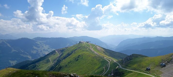 Fotografija s spletne strani Felix Ilmenau na poti