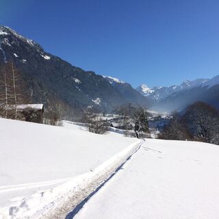 Winterwanderweg beim Kloster Mariahilf