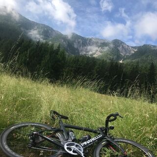 Blick von Bad Bleiberg auf den Dobratsch Gipfel (bei abgekürzter Tour).