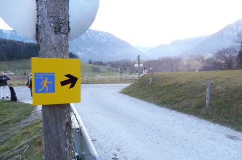 Immer dem Symbol Tressen-Runde folgen