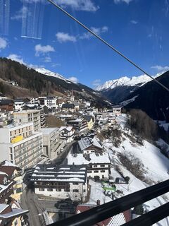Fotografija s spletne strani Brigitta Blancz na poti