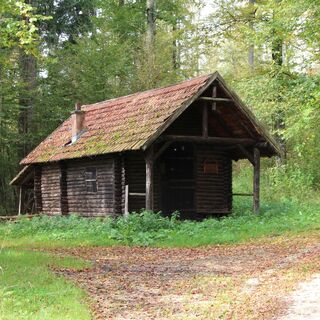 Hütte im Grünen