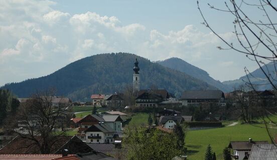 Kirche und Dorfzentrum von Faistenau