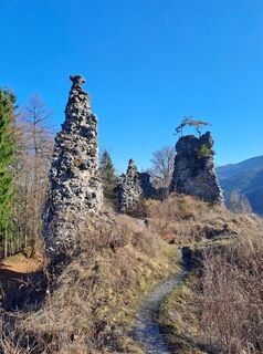 Fotografija s spletne strani Janez Berdavs na poti