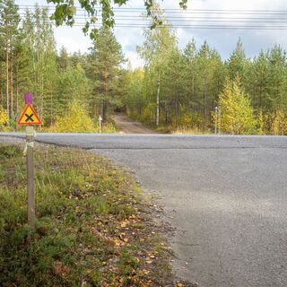 Verbindungsroute, vorsichtig Straßen überqueren