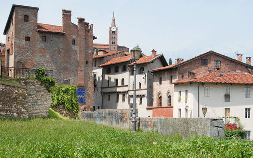 Pinerolo - Via Principi d'Acaja