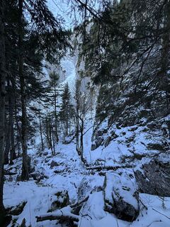 Foto von tiefblauesmeer entlang der Tour