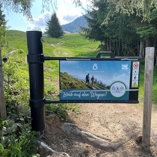 Durchgangstor "Flowgate" auf Oberstaufener Gebiet