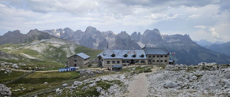 Fotografija s spletne strani hannes.d na poti