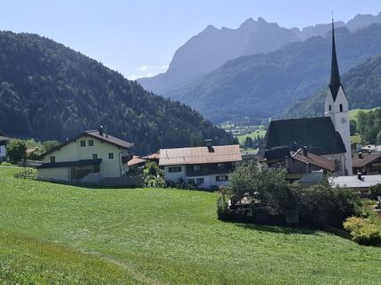 Fotografija s spletne strani Burm roger na poti