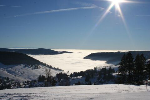 Ausblick ins nebelbedeckte Wiesental