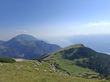 Fotografija s spletne strani k zsu na poti