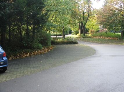 Parkplatz Friedhof