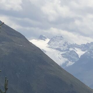 Zdjęcie z Maria Dolezal wzdłuż trasy