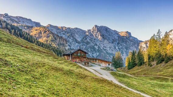 die Bärenbadalm - zwischen Zwölferkopf und Bärenkopf