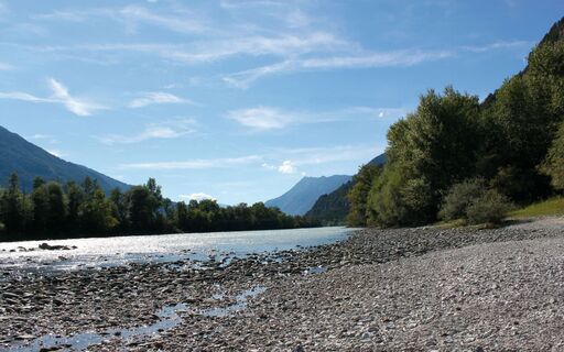 Inn_bei-Wasserfall_Foto-Bau.jpg