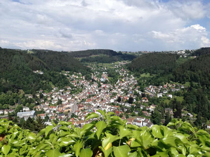 Aussicht über Schramberg von der Burgruine Hohenschramberg