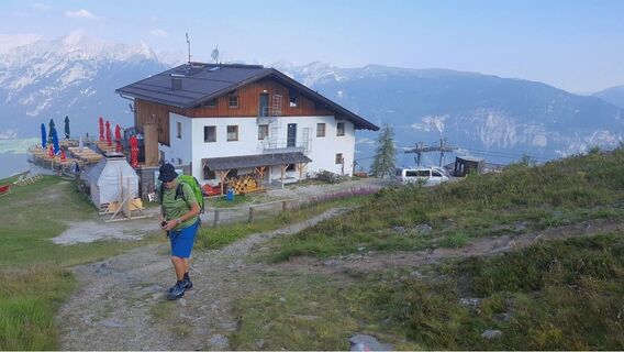 Tourbeginn, Bergstation Kelljochlift