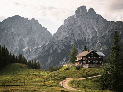 Mödlingerhütte mit Reichenstein