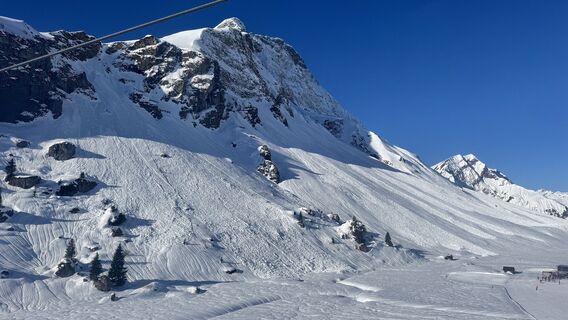Zdjęcie z Daniel Hennenberger wzdłuż trasy