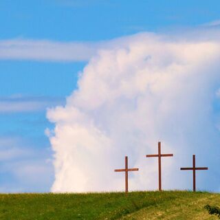 Blick auf die Wetterkreuze in Hollethon | Bucklige Welt