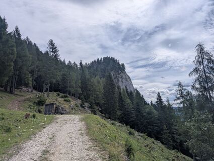 Fotografija s spletne strani mounttwosisters na poti