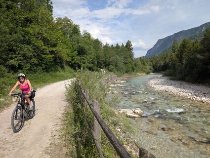 Foto von gung entlang der Tour
