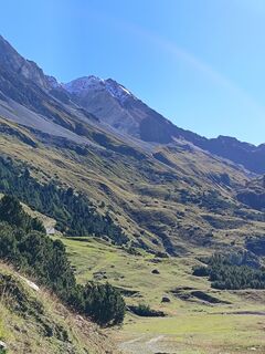 Fotografija s spletne strani Gabriele Ravasi na poti