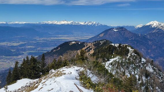 Fotografija s spletne strani Igor napast na poti