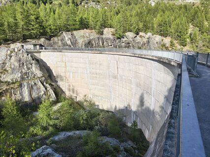 Fotografija s spletne strani Samuel na poti