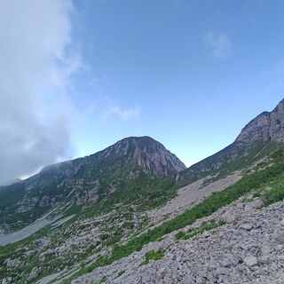 Richtung Palantina-Sattel mit dem Palantina-Gipfel im Hintergrund